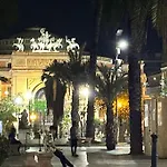 La Casa Di Miti